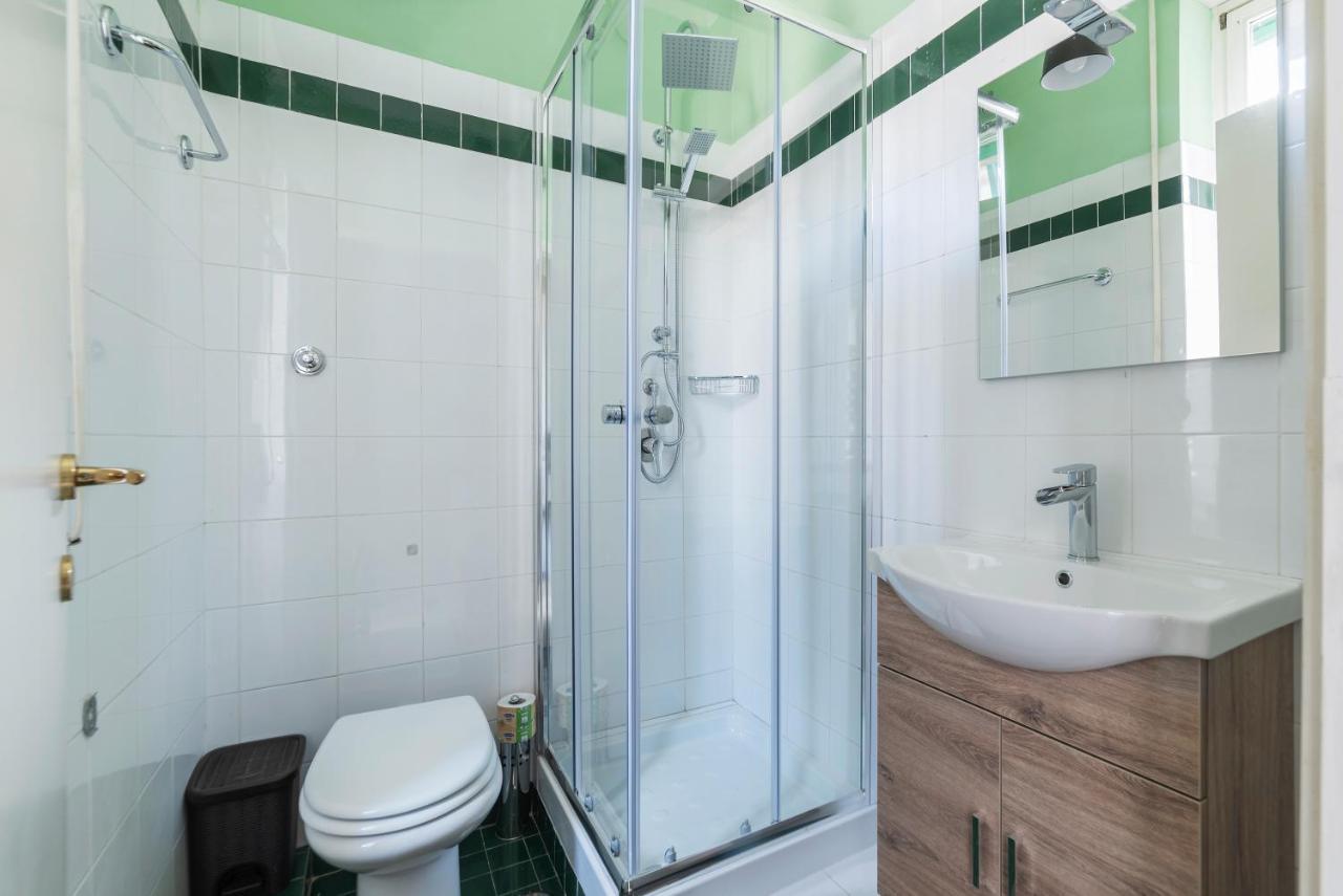 Vatican Corner Family Apartment Рим Экстерьер фото